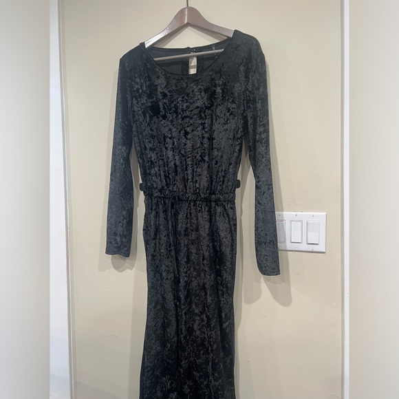 Velour Romper - Picture 1 of 3